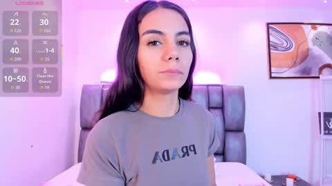 Martina online show from November 2025 12:04:02 PM