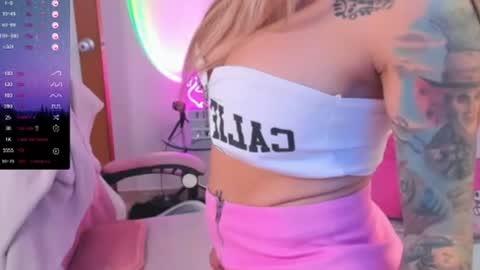 Martina online show from June 2026 02:04:02 PM