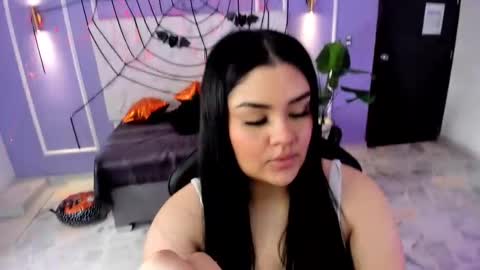 Martina  online show from October 2025 07:59:01 PM