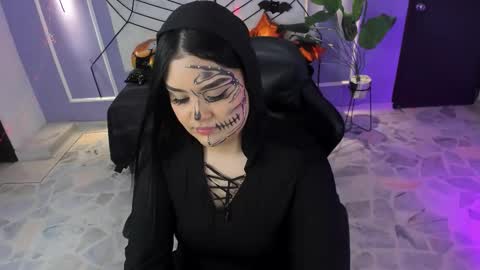 Martina  online show from October 2025 09:48:02 PM