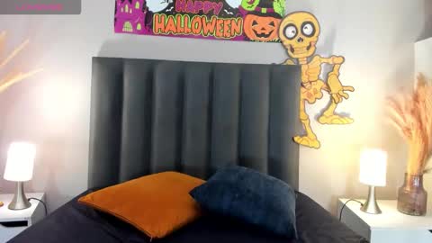 MARTINA BLAKE  Colombian redhead girl  online show from October 2025 03:18:01 PM