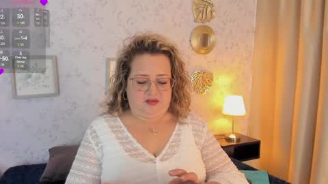 Snapshot of martinacurvy_ chatting on May 2026 11:17:02 AM Martina Caicedo online show from May 2026 11:17:02 AM