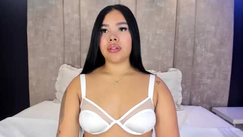 Martina Garcia online show from February 2026 07:09:01 PM