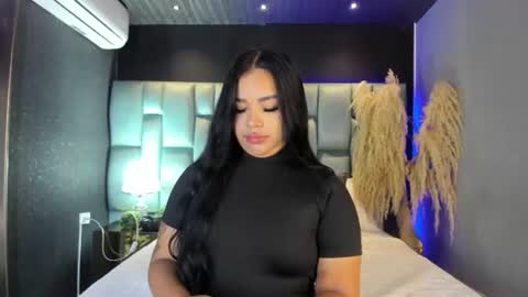 Snapshot of martinagarcia__ chatting on June 2026 06:54:01 PM Martina Garcia online show from June 2026 06:54:01 PM