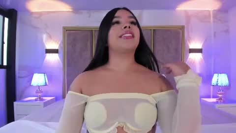 Snapshot of martinagarcia__ chatting on July 2026 07:31:01 PM Martina Garcia online show from July 2026 07:31:01 PM
