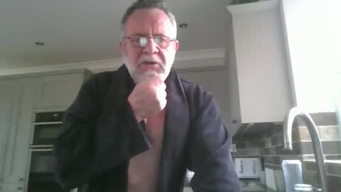 Snapshot of martinrgbxxxx chatting on April 2026 06:18:01 AM martinrgbxxxx online show from April 2026 06:18:01 AM