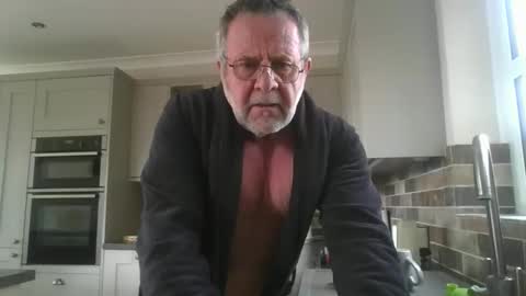 Snapshot of martinrgbxxxx chatting on May 2026 07:58:02 AM martinrgbxxxx online show from May 2026 07:58:02 AM