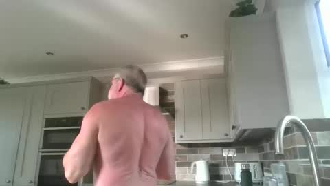 Snapshot of martinrgbxxxx chatting on May 2026 07:05:01 AM martinrgbxxxx online show from May 2026 07:05:01 AM