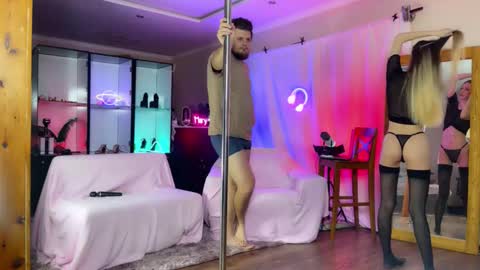 Maria and Vadim online show from November 2025 03:08:02 PM