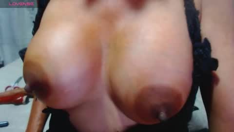 Mary Hellen online show from September 2025 01:20:02 AM