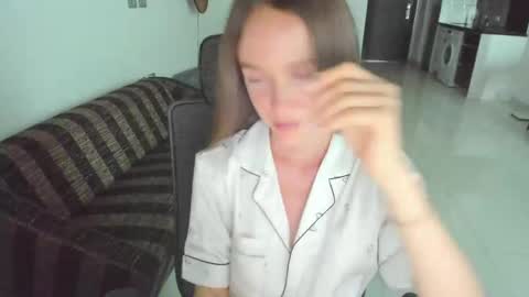 Snapshot of mary_janee__ chatting on June 2026 06:04:01 AM Mary Jane online show from June 2026 06:04:01 AM