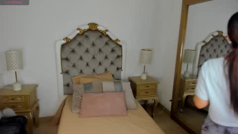 mary joseph online show from November 2025 07:35:02 PM