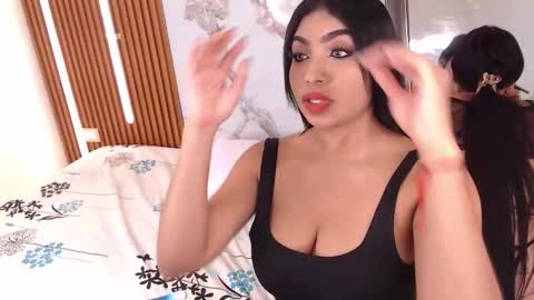 Hi guys im Mary  online show from September 2025 01:00:01 PM