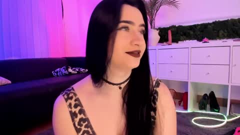 Snapshot of mary_lori chatting on June 2026 06:26:02 AM Mary online show from June 2026 06:26:02 AM