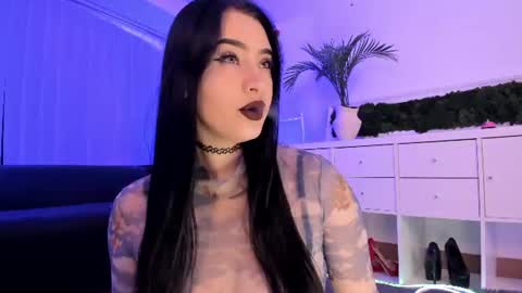 Snapshot of mary_lori chatting on July 2026 06:42:02 AM Mary online show from July 2026 06:42:02 AM