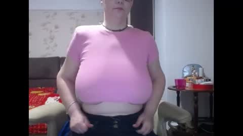 Snapshot of mary_x chatting on March 2025 03:46:02 AM Mary online show from March 2025 03:46:02 AM