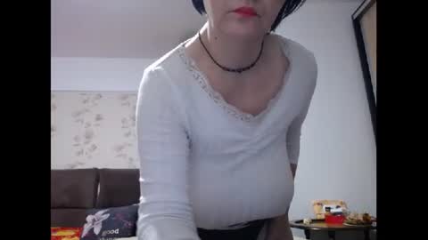 Snapshot of mary_x chatting on October 2025 03:05:01 AM Mary online show from October 2025 03:05:01 AM