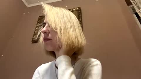 Snapshot of maryannaplateros chatting on February 2026 05:38:01 PM Tessa online show from February 2026 05:38:01 PM