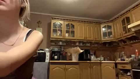 Snapshot of maryannaplateros chatting on March 2026 09:32:02 PM Tessa online show from March 2026 09:32:02 PM