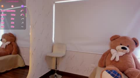 Mary online show from October 2025 02:25:01 PM