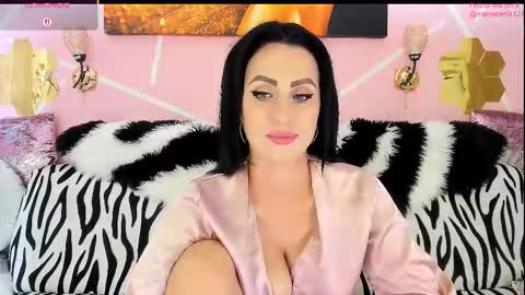 Maryelle online show from September 2025 08:14:01 PM