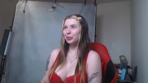 maryh0tlove online show from June 2026 01:56:02 PM