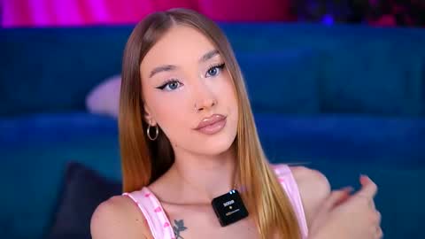 Snapshot of maryj_watson chatting on September 2025 07:07:02 PM Marry Jane online show from September 2025 07:07:02 PM