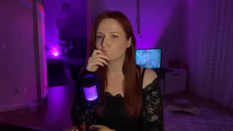 Snapshot of maryleesa chatting on May 2026 07:22:02 PM SirenVictoria online show from May 2026 07:22:02 PM