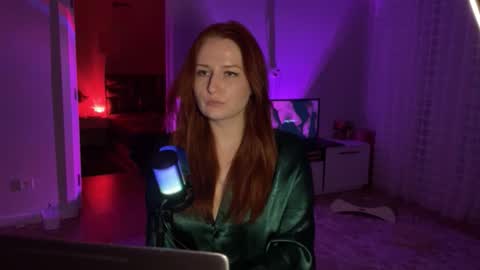 Snapshot of maryleesa chatting on May 2026 07:21:01 PM SirenVictoria online show from May 2026 07:21:01 PM