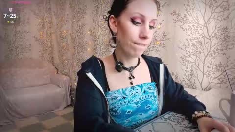 Mary Lou online show from March 2026 05:42:01 AM