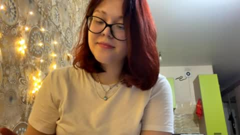 Snapshot of maryloumcglohon chatting on May 2026 06:04:01 PM Liza online show from May 2026 06:04:01 PM