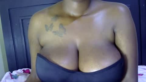 marylov23 online show from November 2025 03:50:01 AM