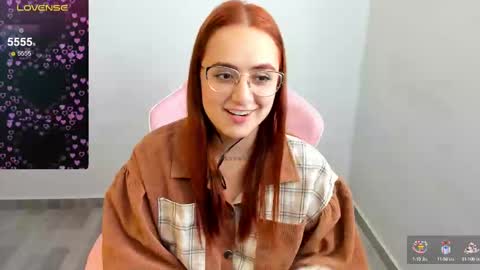 Snapshot of maryluna95 chatting on December 2024 03:36:02 PM Dulce Maria online show from December 2024 03:36:02 PM