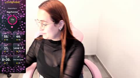 Snapshot of maryluna95 chatting on January 2025 06:43:02 AM Dulce Maria online show from January 2025 06:43:02 AM