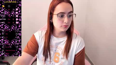 Snapshot of maryluna95 chatting on February 2025 05:47:02 AM Dulce Maria online show from February 2025 05:47:02 AM