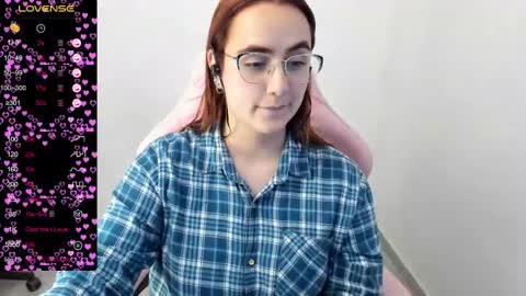 Snapshot of maryluna95 chatting on February 2025 11:12:01 PM Dulce Maria online show from February 2025 11:12:01 PM