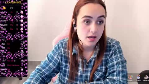 Snapshot of maryluna95 chatting on March 2025 05:07:02 AM Dulce Maria online show from March 2025 05:07:02 AM