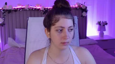 Snapshot of marymillerr chatting on June 2026 06:52:02 AM Mary Miller online show from June 2026 06:52:02 AM