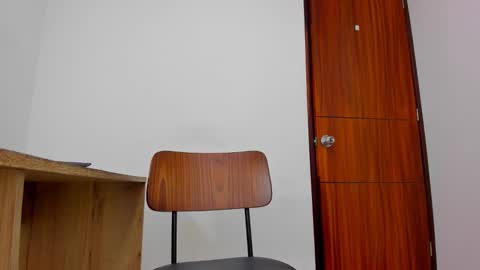 3 online show from April 2026 07:58:02 PM