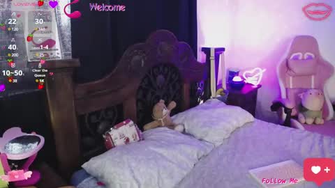 Mary online show from February 2025 01:35:02 PM