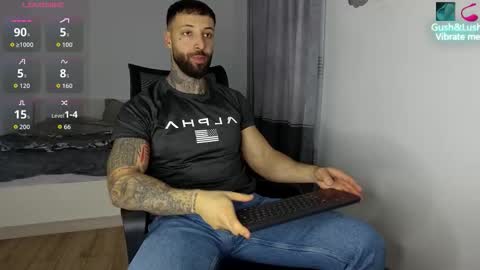 masculineguy69 online show from November 2025 02:21:01 PM