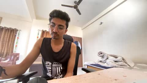 Mask Boy online show from February 2025 08:22:01 AM