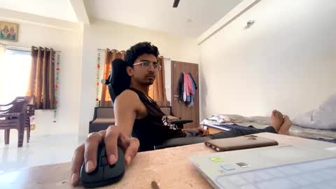 Mask Boy online show from February 2025 03:46:02 AM