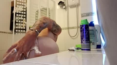 Masked Masturbation Couple online show from June 2026 05:51:01 PM