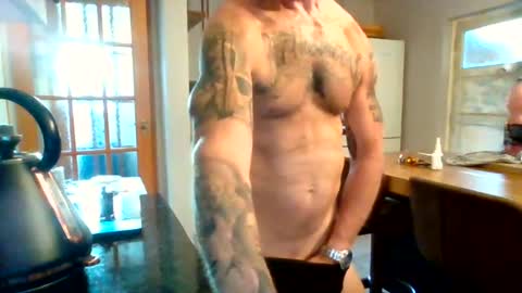 Masked Masturbation Couple online show from August 2026 05:50:01 AM