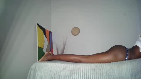 Snapshot of masked_shy_girl chatting on May 2026 01:39:02 PM masked_shy_girl online show from May 2026 01:39:02 PM