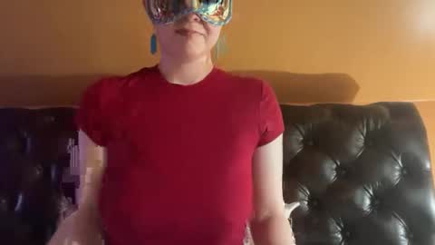 Snapshot of maskedflirt3 chatting on April 2026 11:10:02 PM maskedflirt3 online show from April 2026 11:10:02 PM