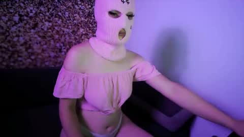 Snapshot of maskedseductress724 chatting on June 2026 08:00:01 PM maskedseductress724 online show from June 2026 08:00:01 PM