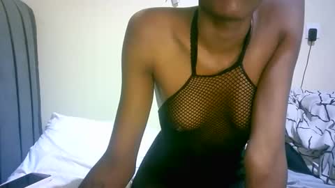 Snapshot of maskgang001 chatting on September 2025 02:22:02 AM maskgang001 online show from September 2025 02:22:02 AM