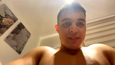 Snapshot of mason_bennet chatting on January 2025 05:09:01 AM Mason Bennet online show from January 2025 05:09:01 AM